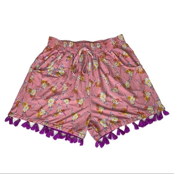 Simply Southern Pants - Simply Southern Floral Bull Tassel Shorts Size S/M